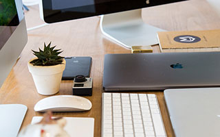 开云官网-孙颖莎陈梦横扫对手进四强 “小魔王”将战伊藤美诚